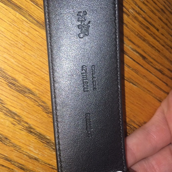 Designer coach belt - Picture 2 of 3